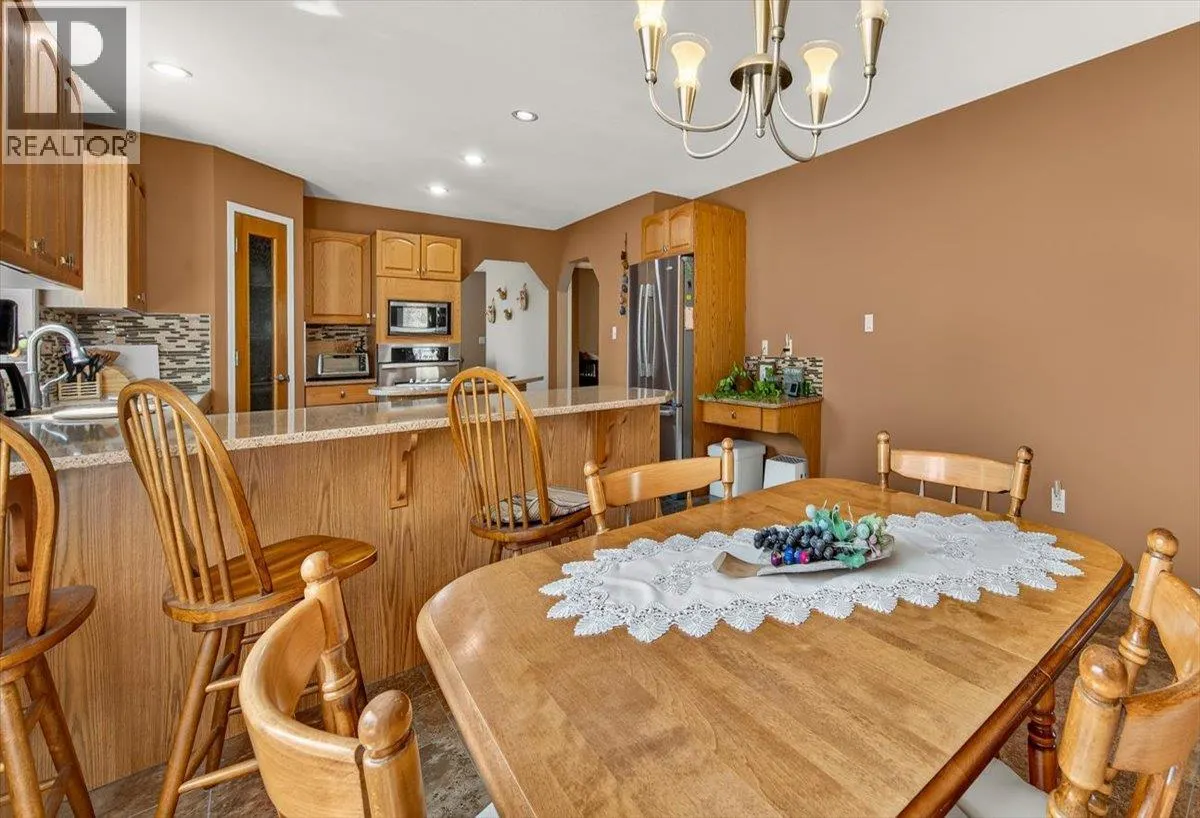 20B Wolf Crescent