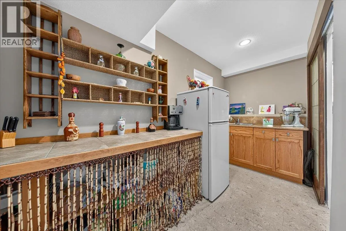 20B Wolf Crescent