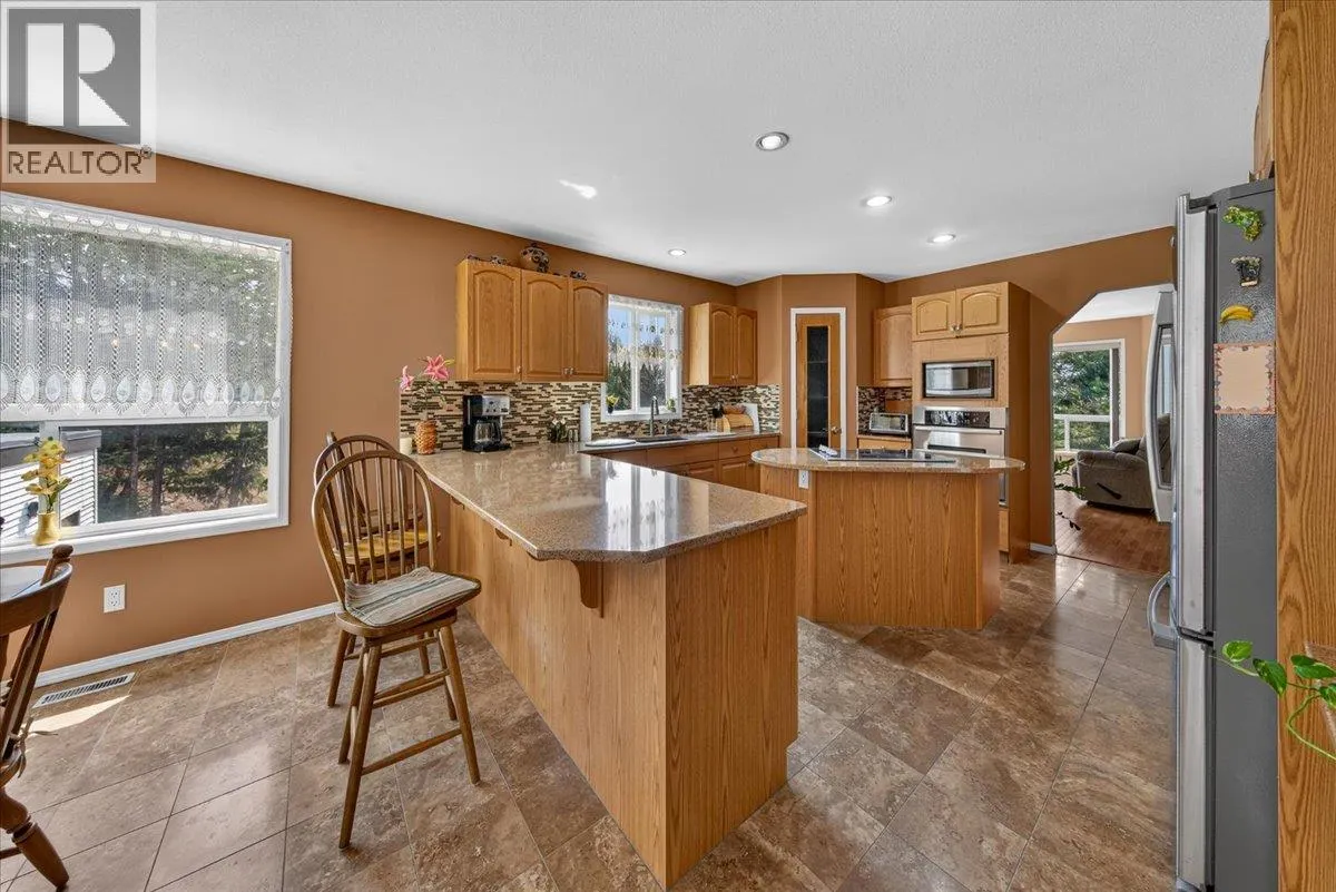 20B Wolf Crescent