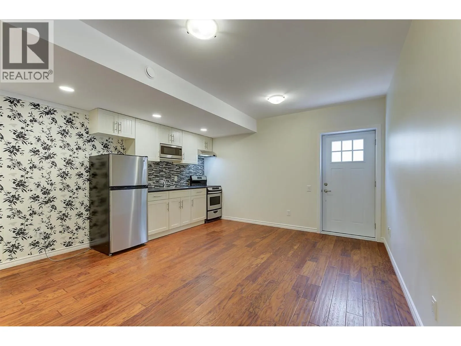 2352 SELKIRK Drive Lot# 37