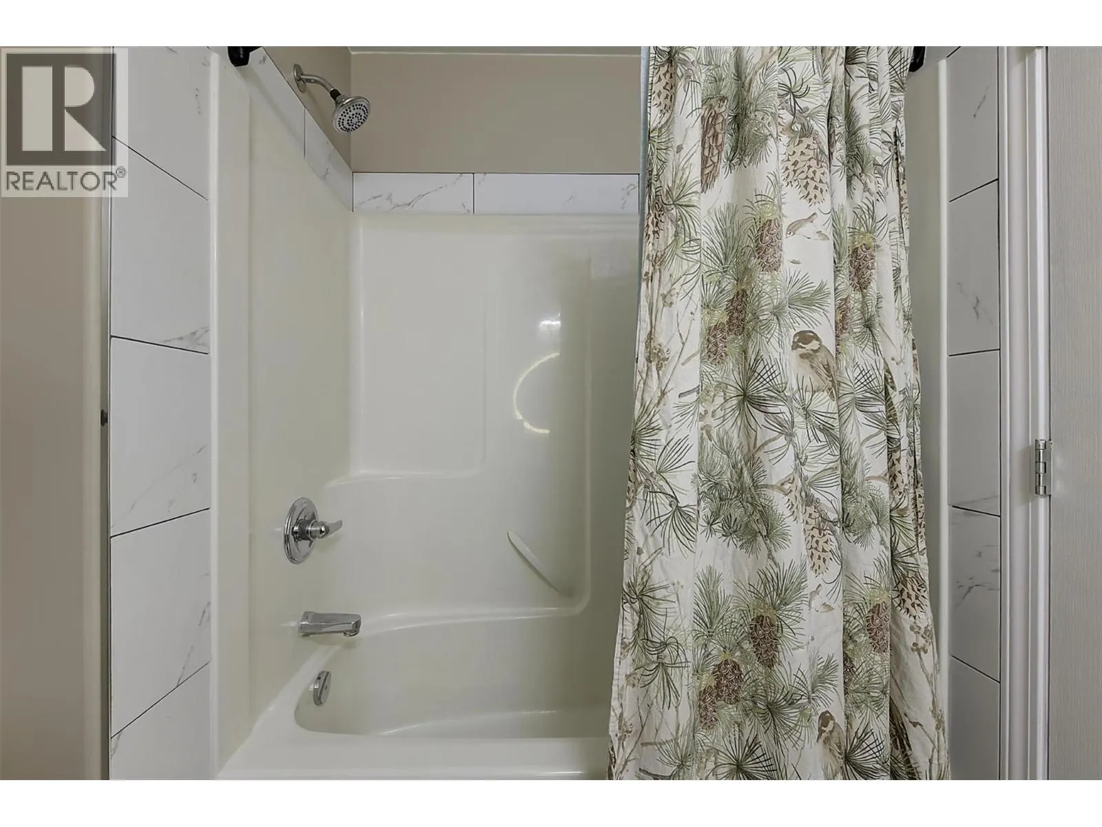 2352 SELKIRK Drive Lot# 37