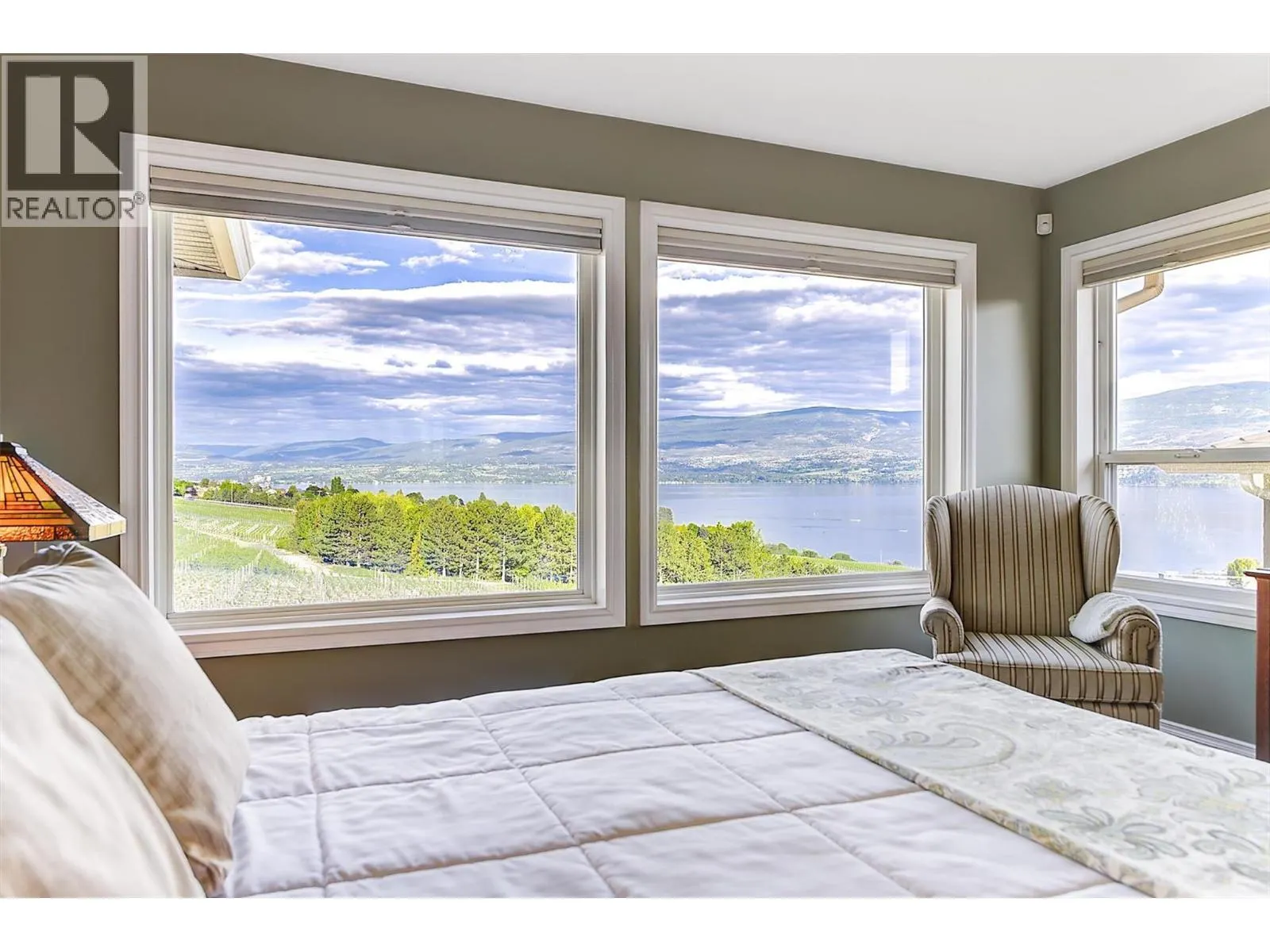 3333 Chancellor Place Unit# 2