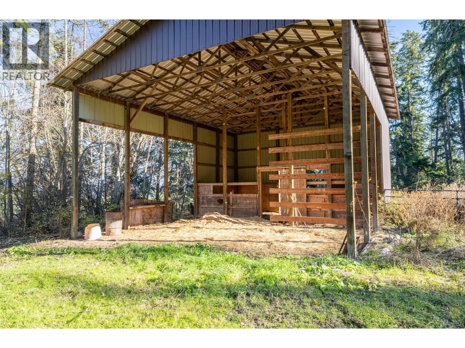 4358 Chamberlaine Road