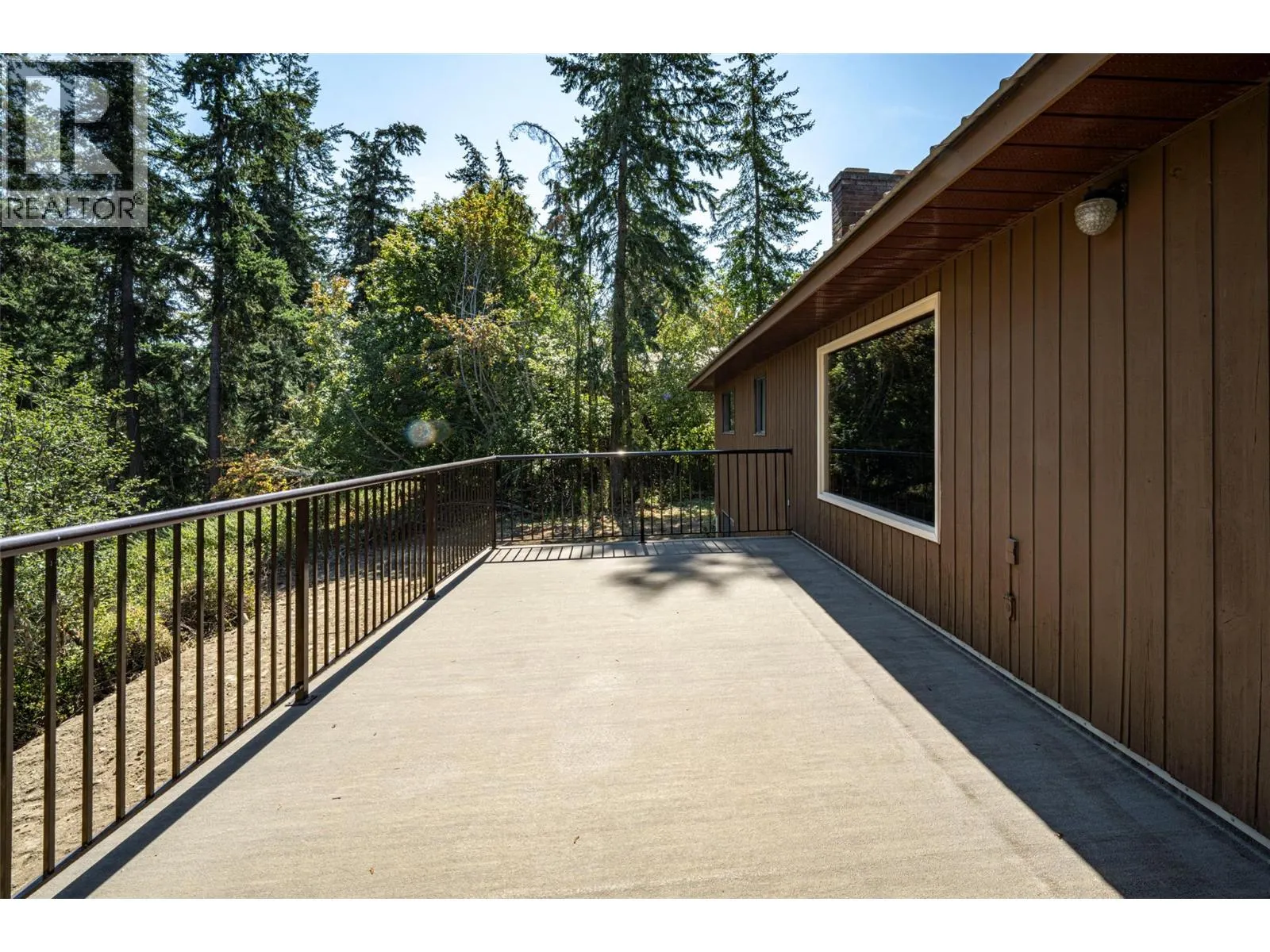 4358 Chamberlaine Road