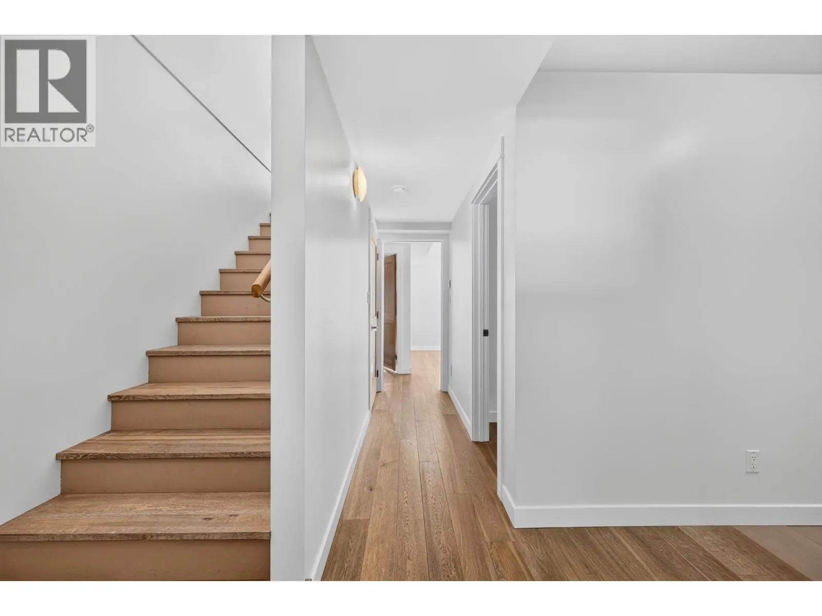 504 A 10th Street S