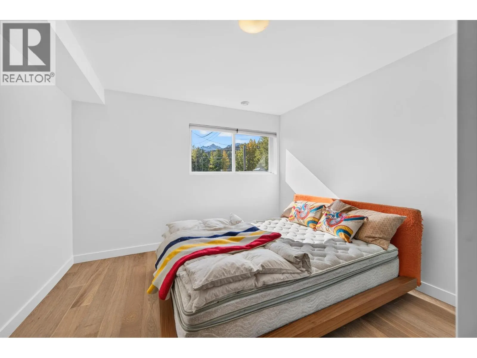 504 A 10th Street S