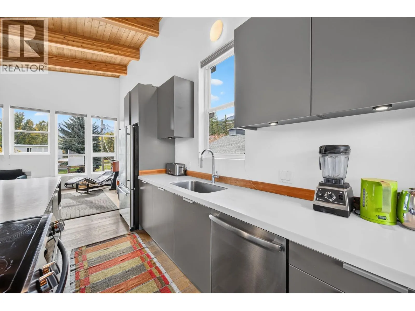 504 A 10th Street S