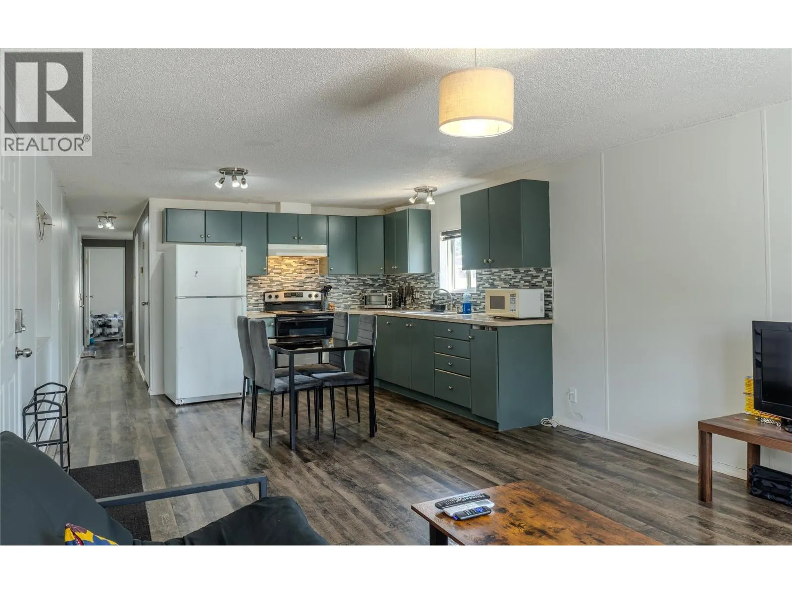 606 Edward Street Unit# 10