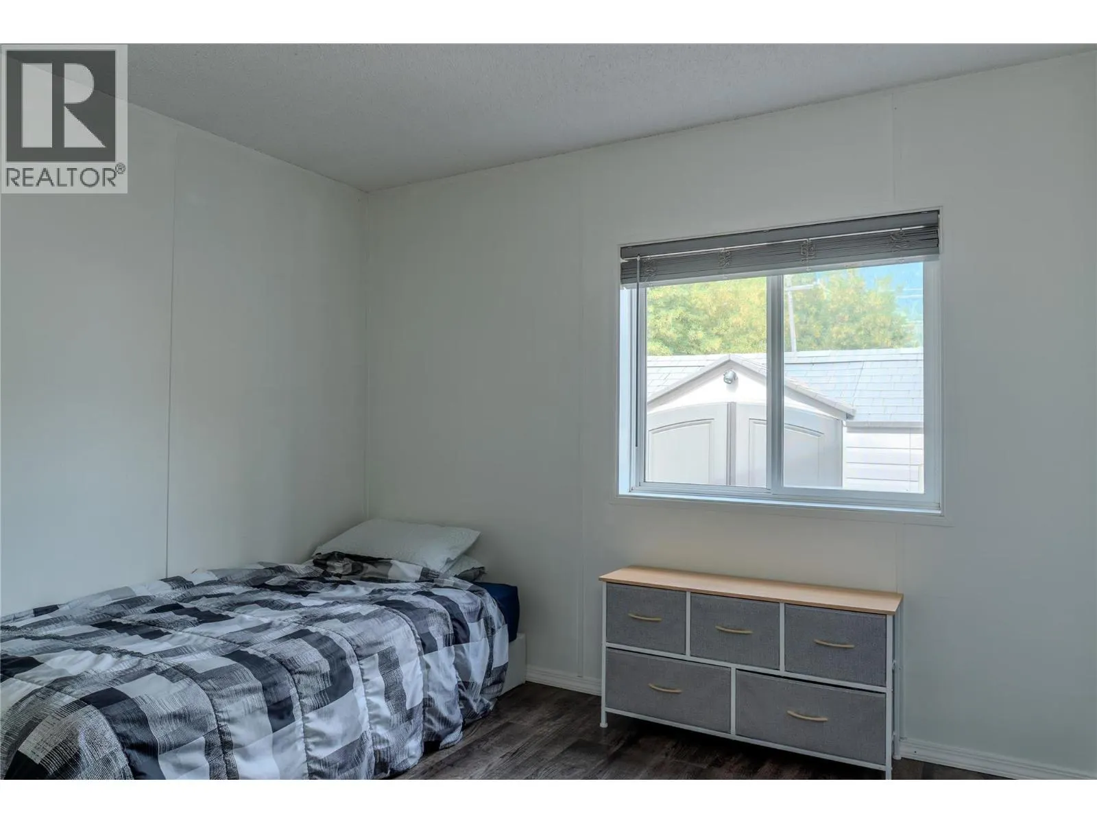 606 Edward Street Unit# 10