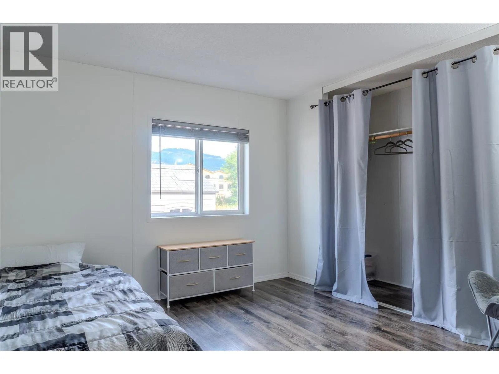 606 Edward Street Unit# 10