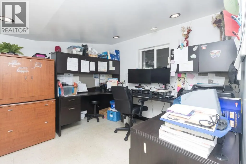 2376 Boulder Road