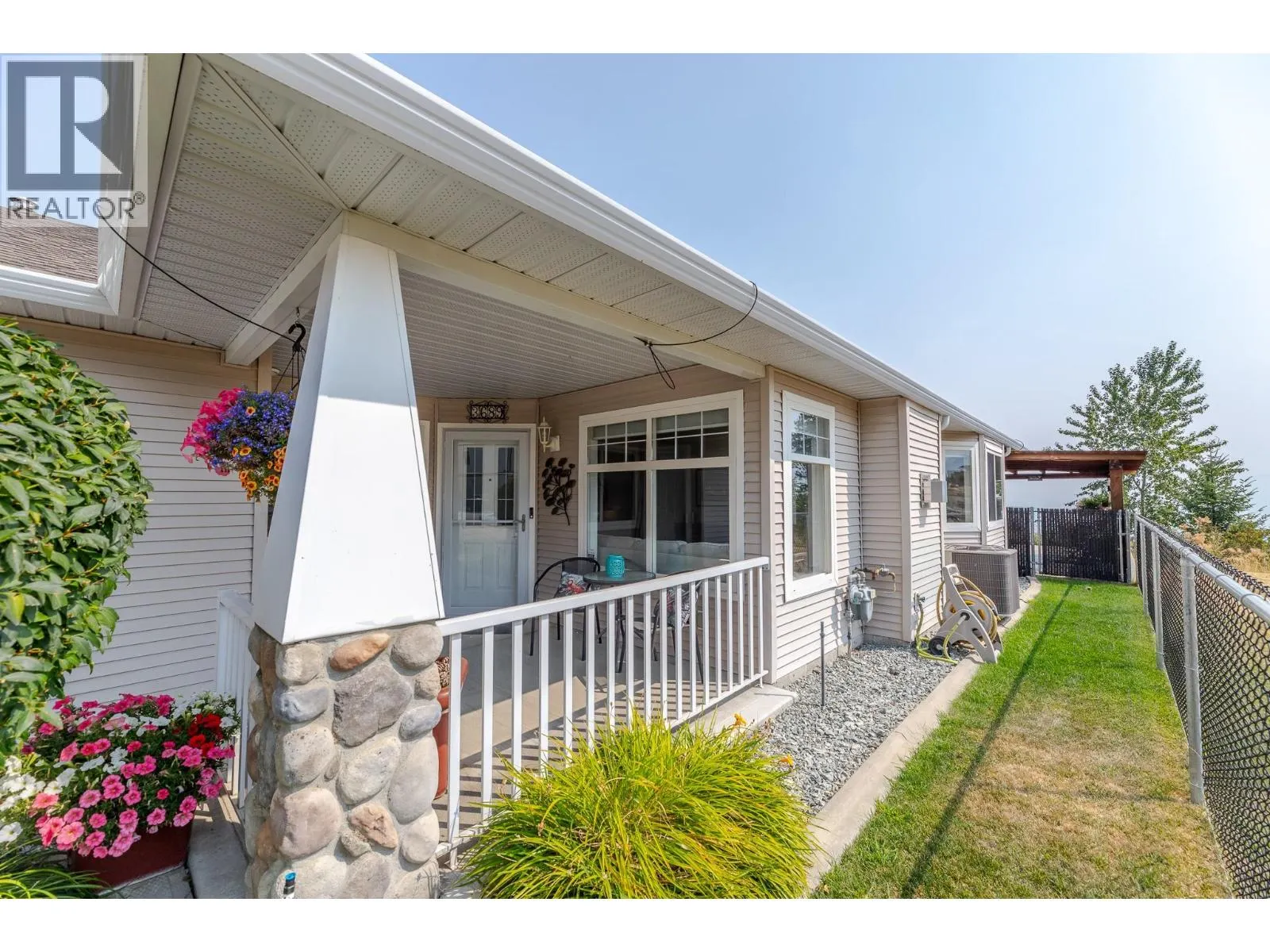 3689 Morningside Drive