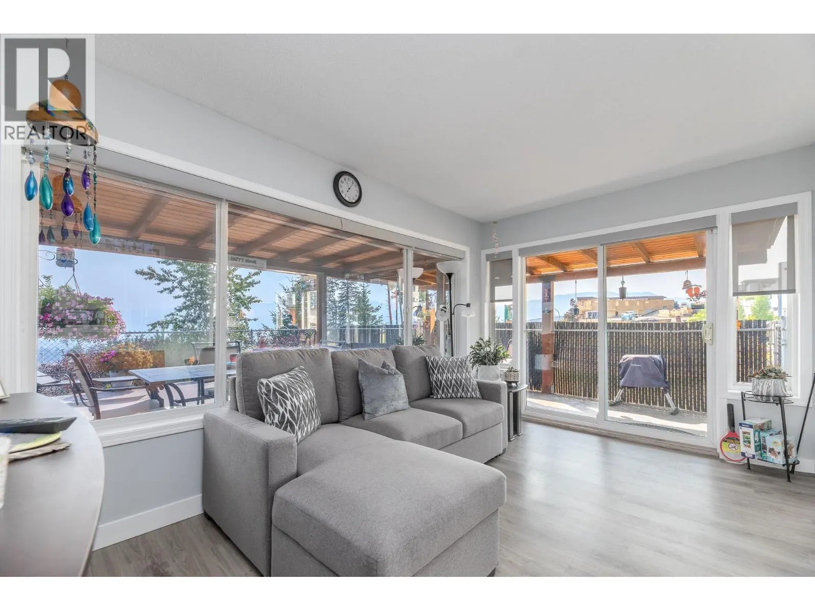 3689 Morningside Drive