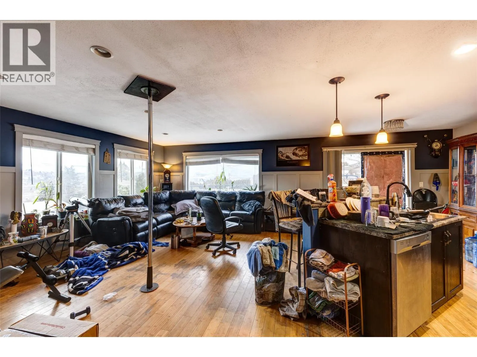 10957 Pheasant Road