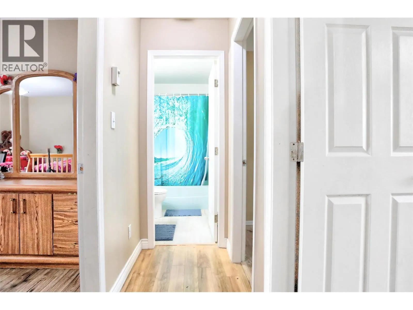 95 ECKHARDT Avenue Unit# 203