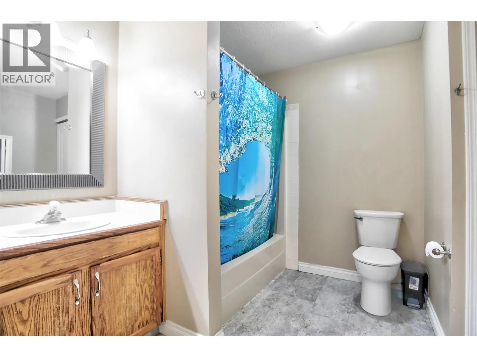 95 ECKHARDT Avenue Unit# 203