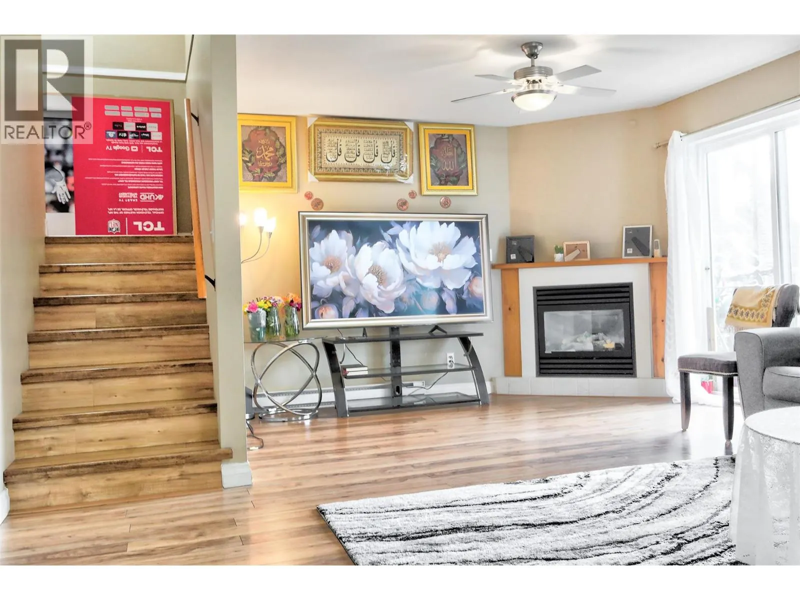 95 ECKHARDT Avenue Unit# 203