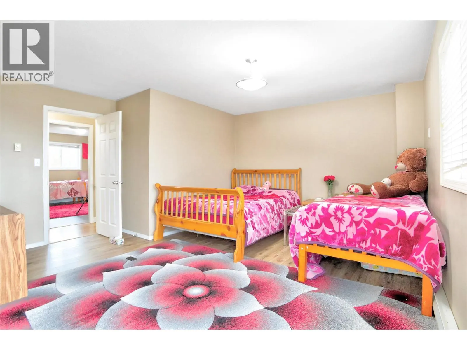 95 ECKHARDT Avenue Unit# 203