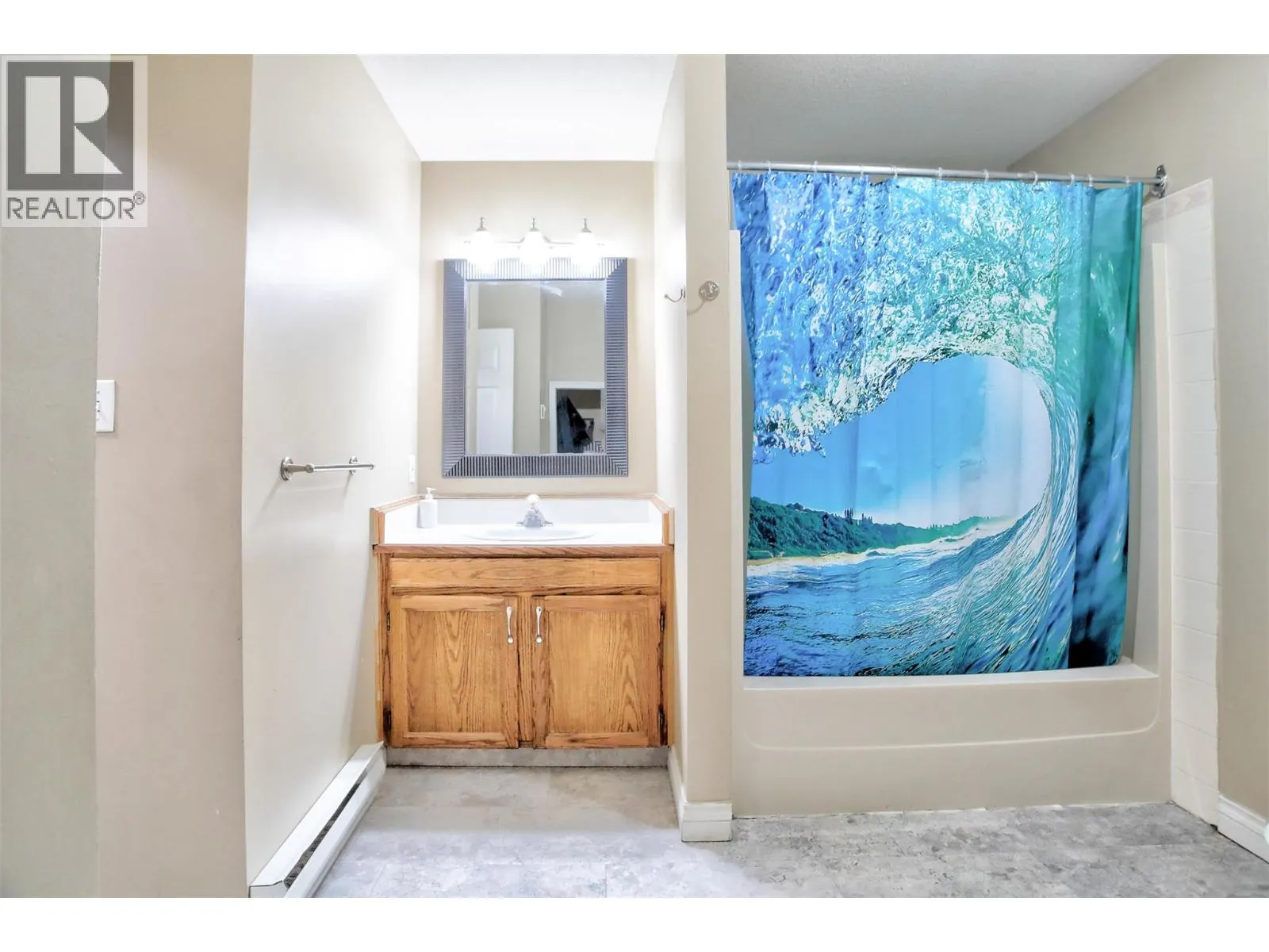 95 ECKHARDT Avenue Unit# 203