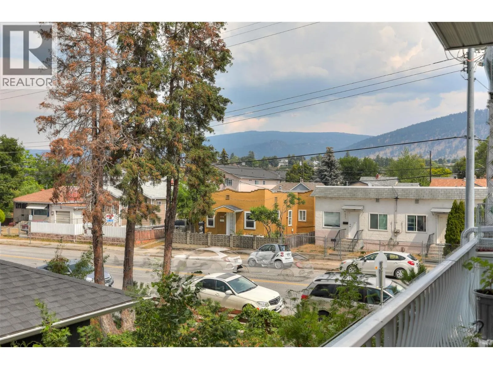 95 ECKHARDT Avenue Unit# 203