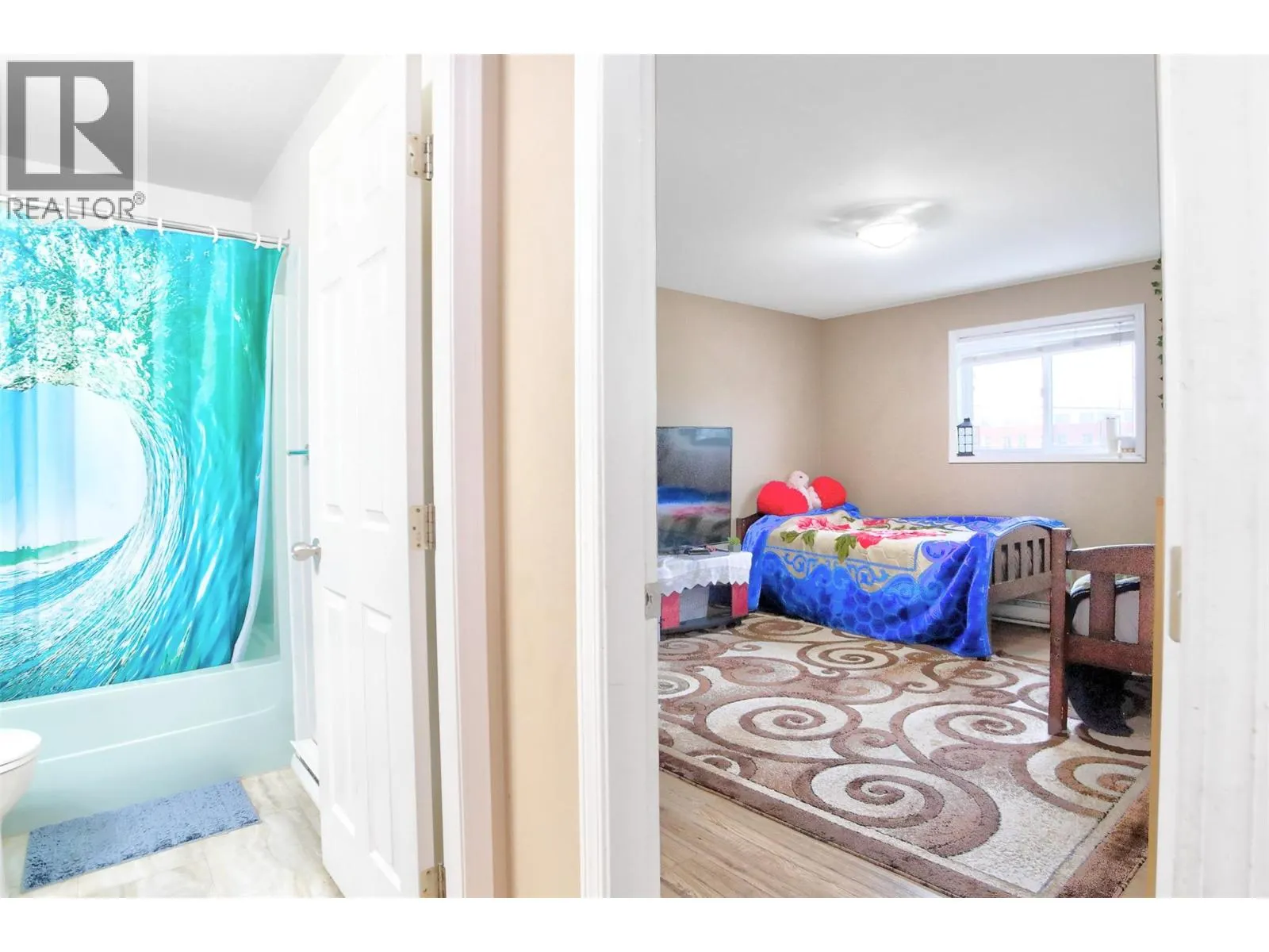 95 ECKHARDT Avenue Unit# 203