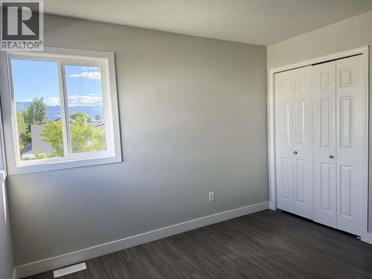877 Springside Court