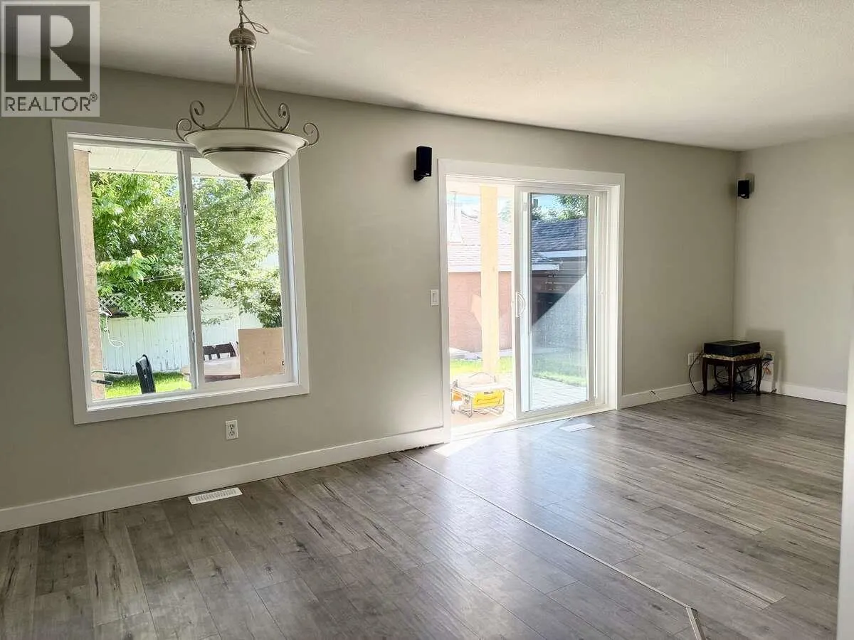 877 Springside Court