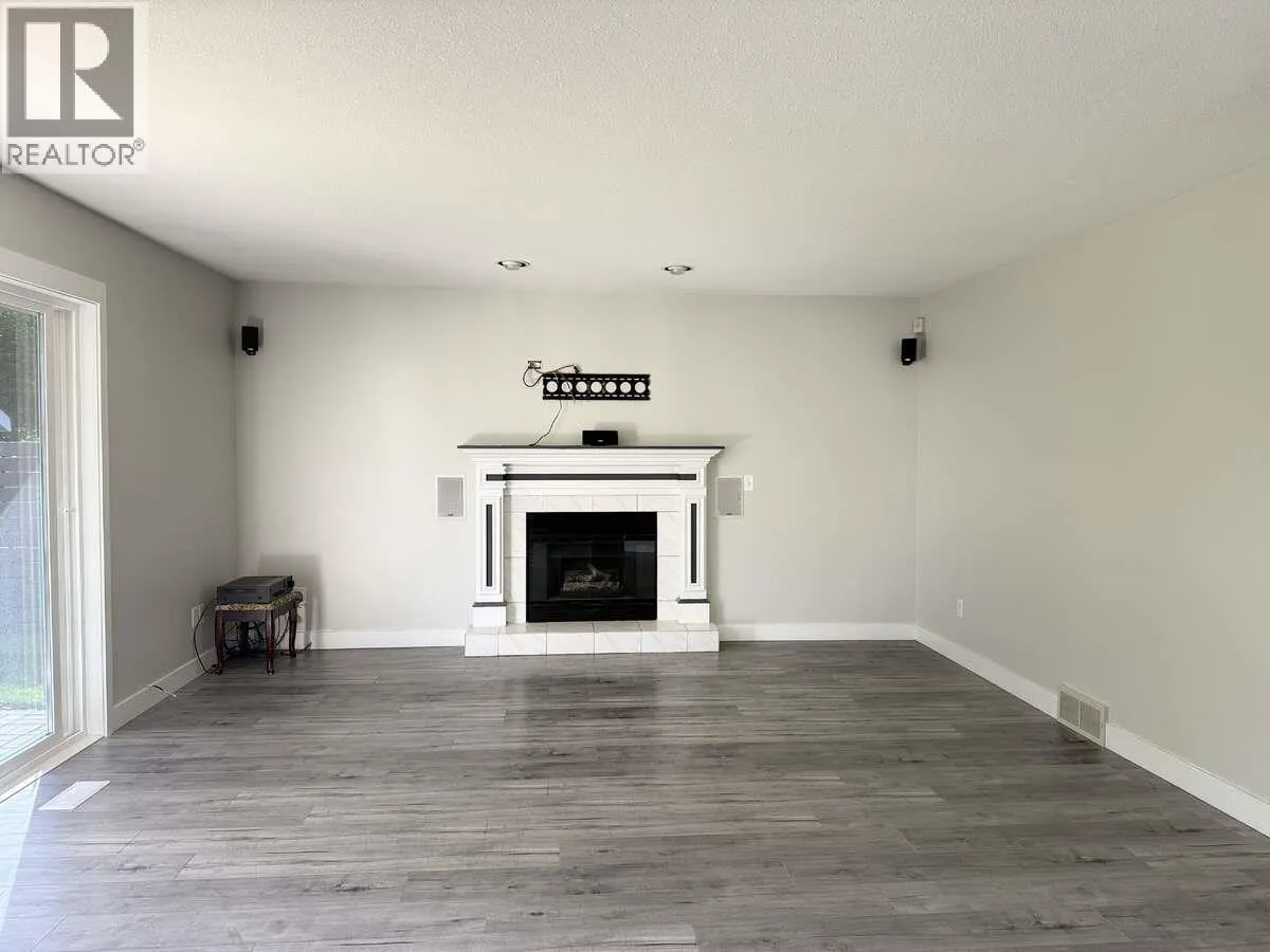 877 Springside Court