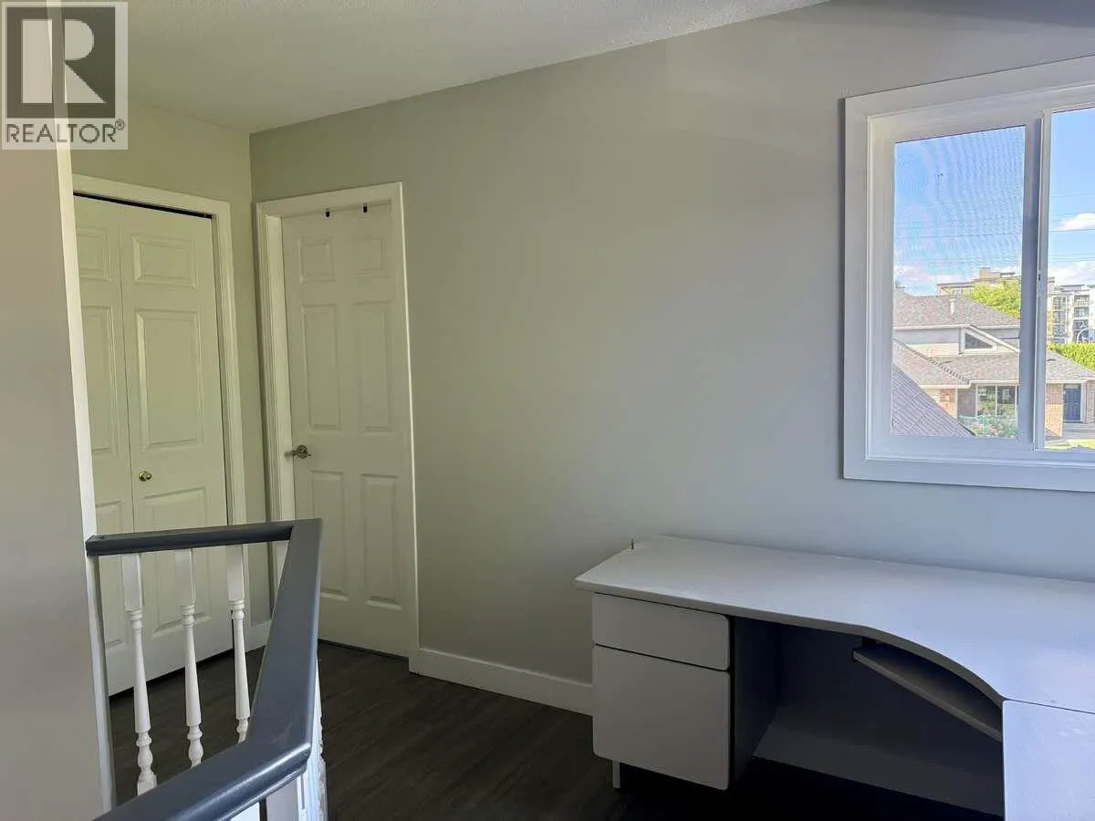 877 Springside Court