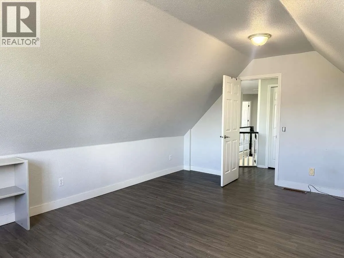 877 Springside Court