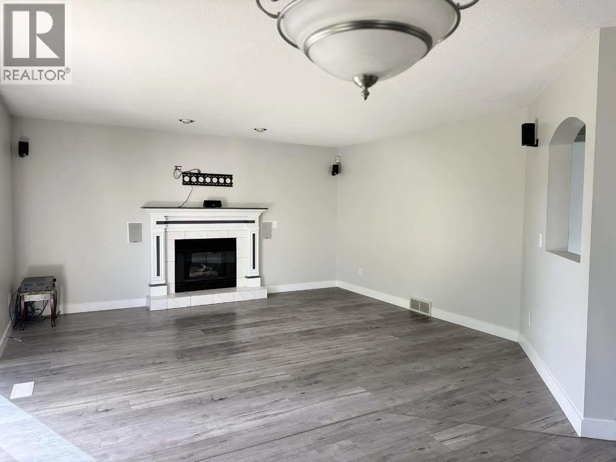 877 Springside Court