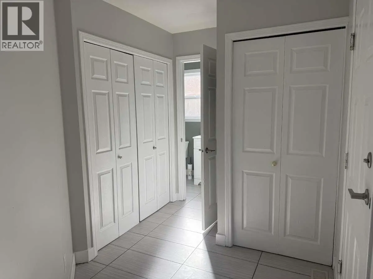 877 Springside Court