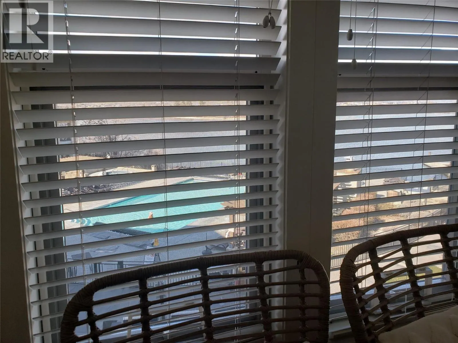 4200 LAKESHORE Drive Unit# 329