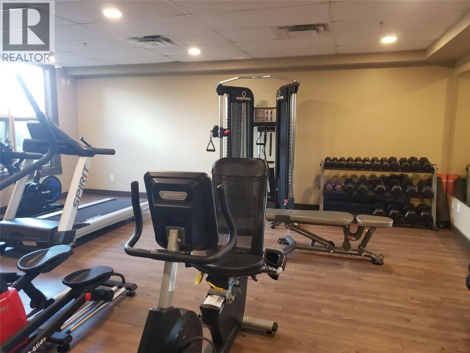 4200 LAKESHORE Drive Unit# 329