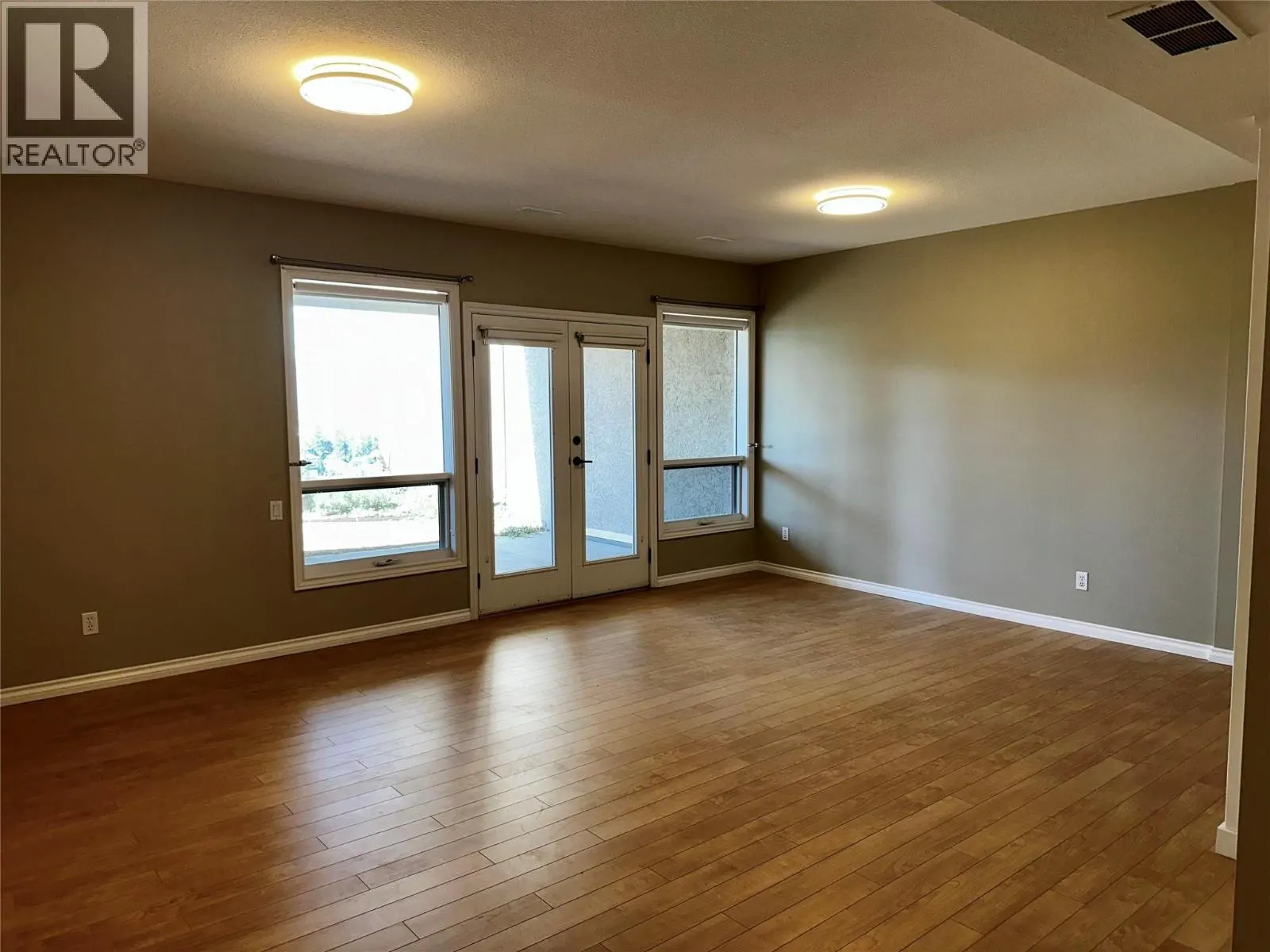 880 Christina Place Unit# 21