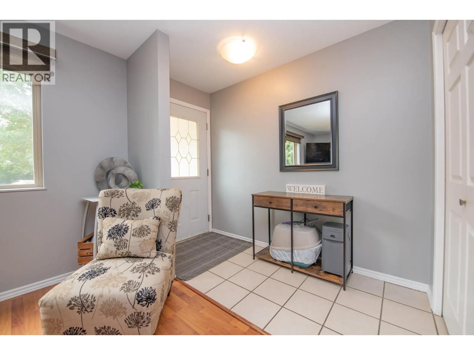 1607 43 Avenue Unit# 202