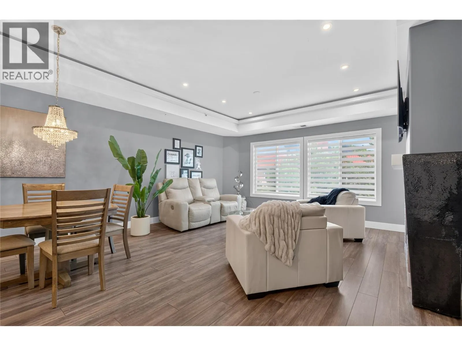 277 Yorkton Avenue Unit# 305