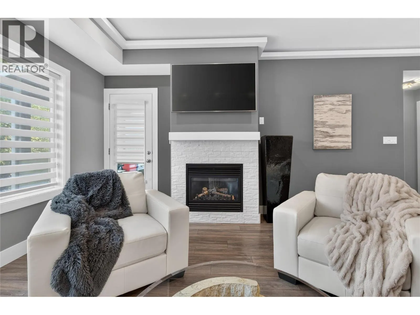 277 Yorkton Avenue Unit# 305