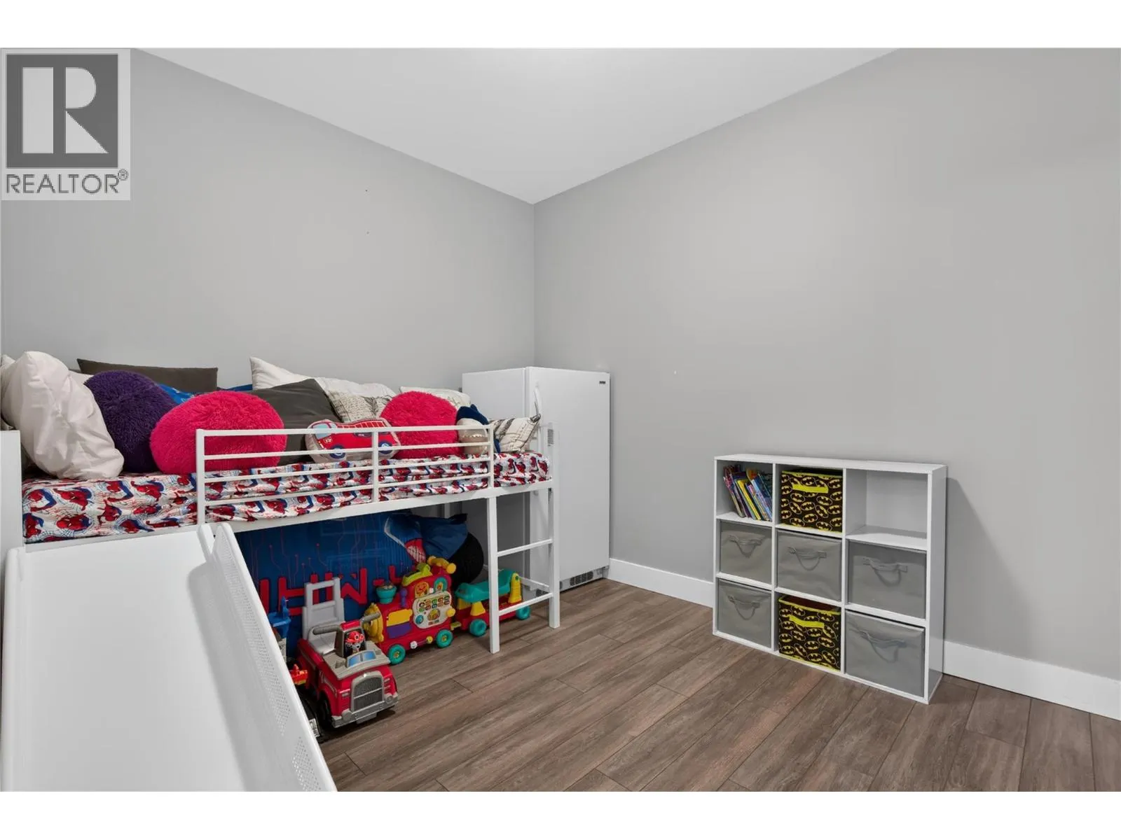 277 Yorkton Avenue Unit# 305