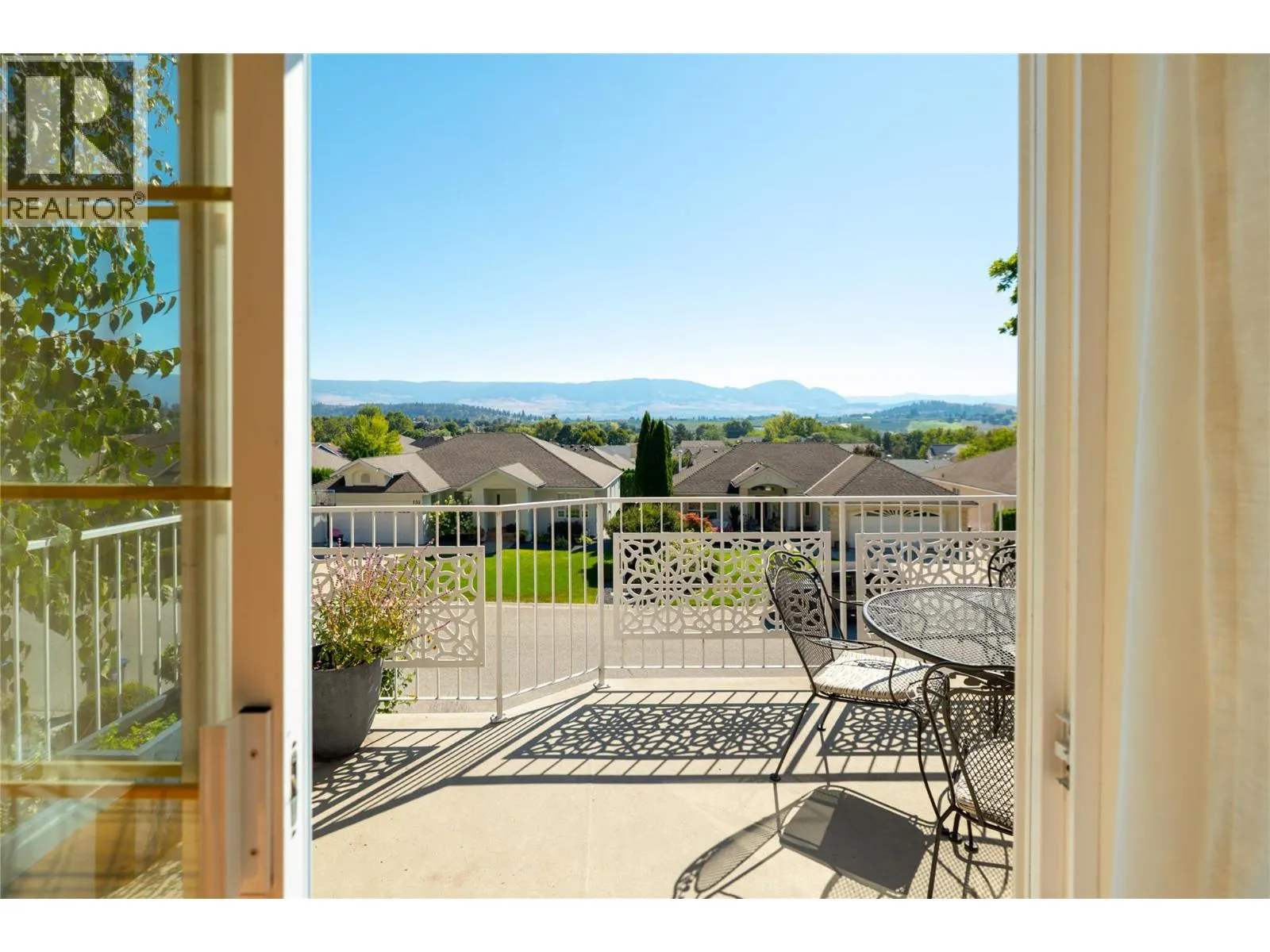 149 Applecrest Court
