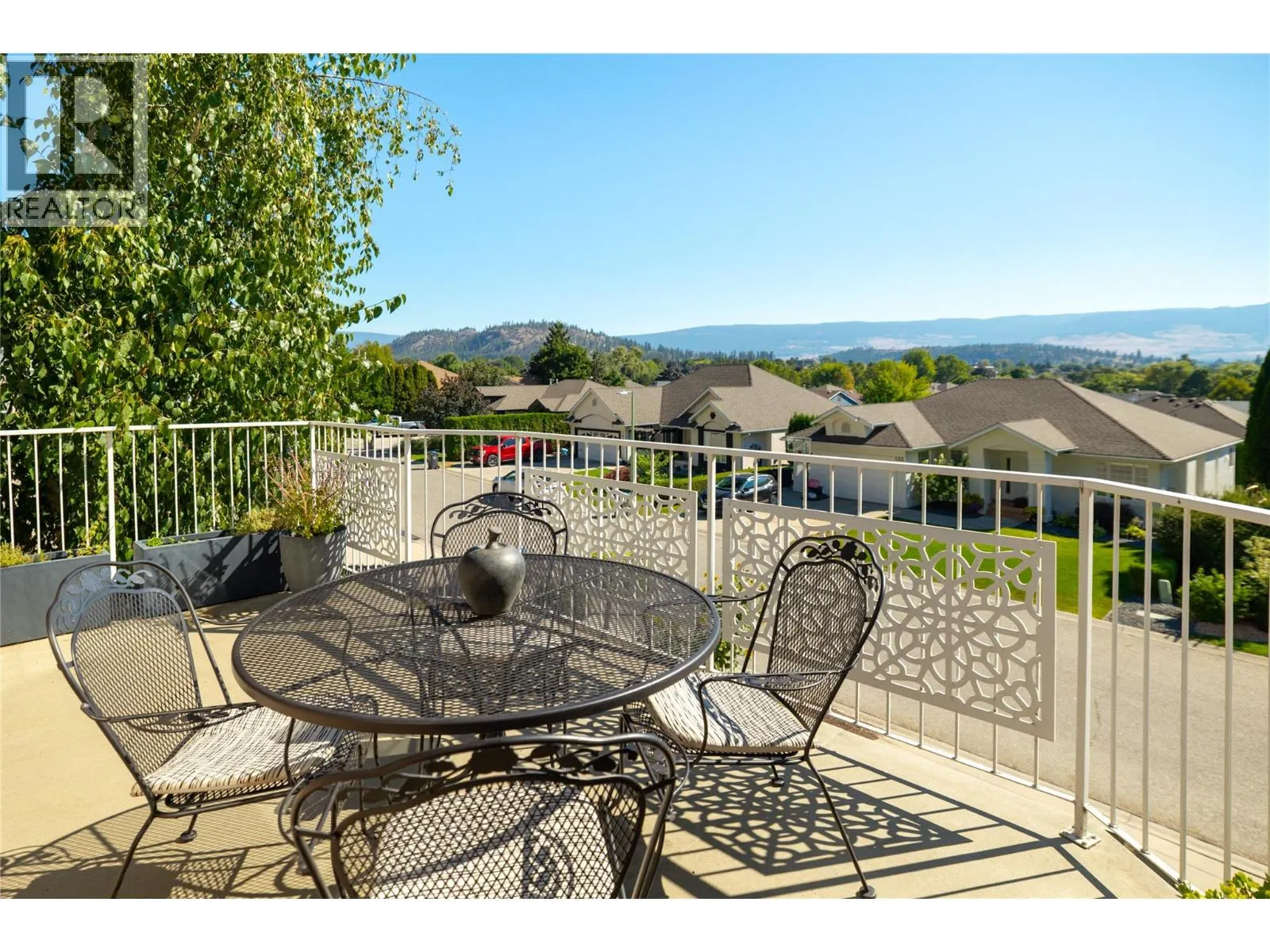 149 Applecrest Court