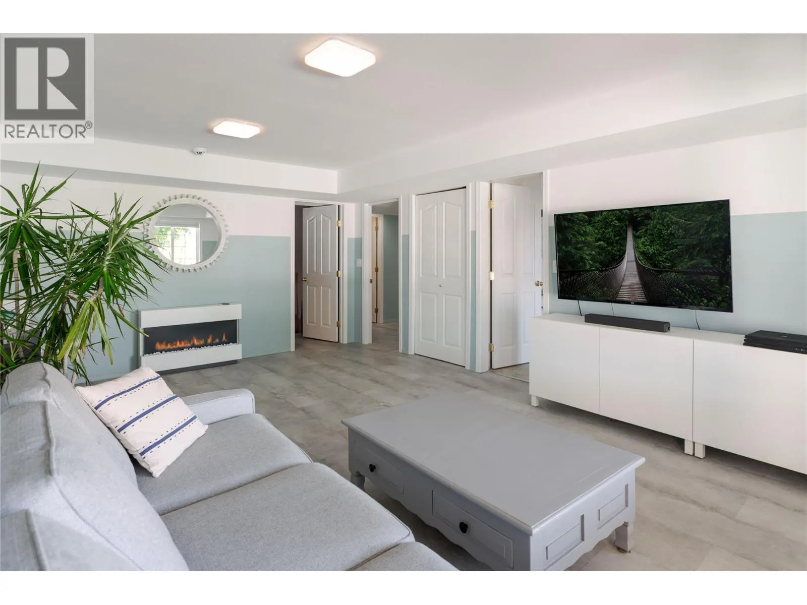 149 Applecrest Court