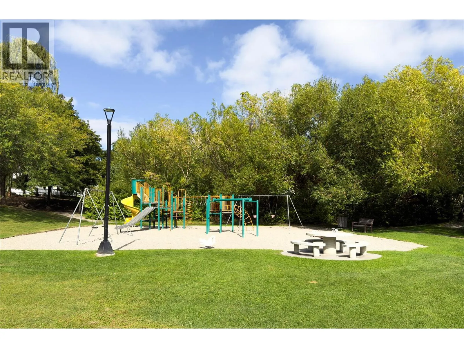 149 Applecrest Court