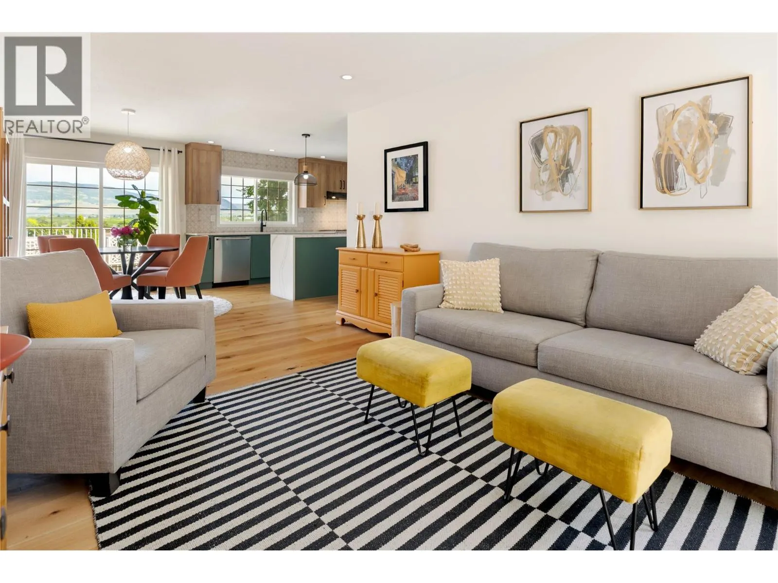 149 Applecrest Court