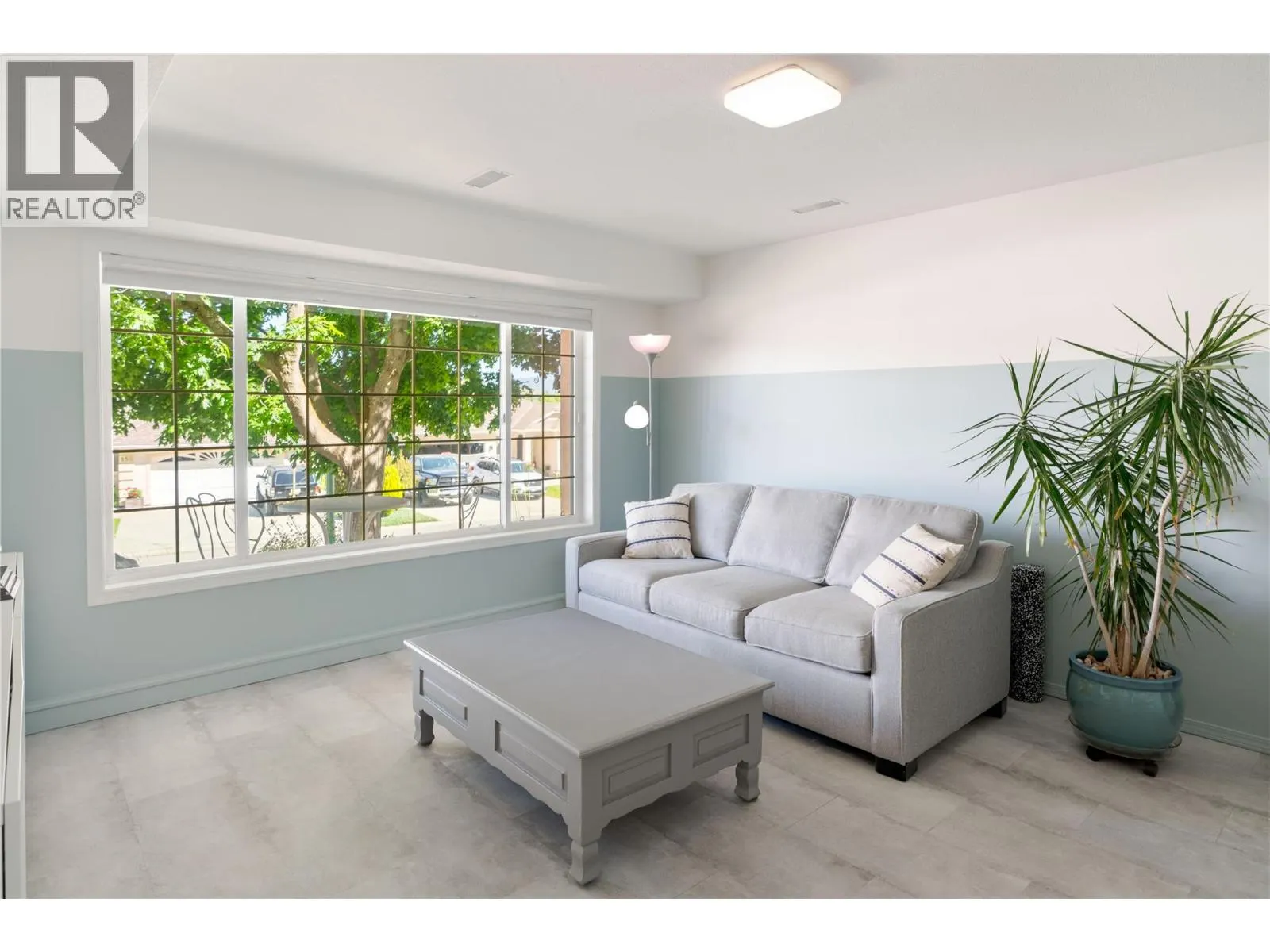 149 Applecrest Court