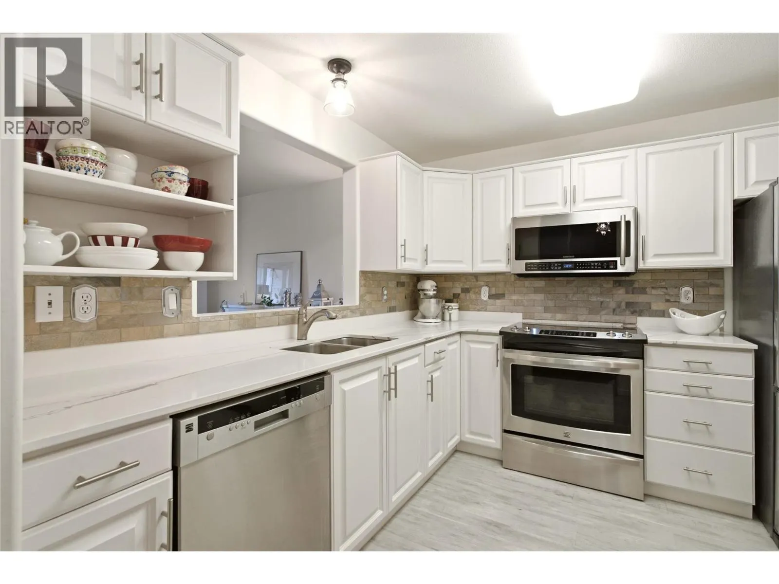 940 Glenwood Avenue Unit# 212