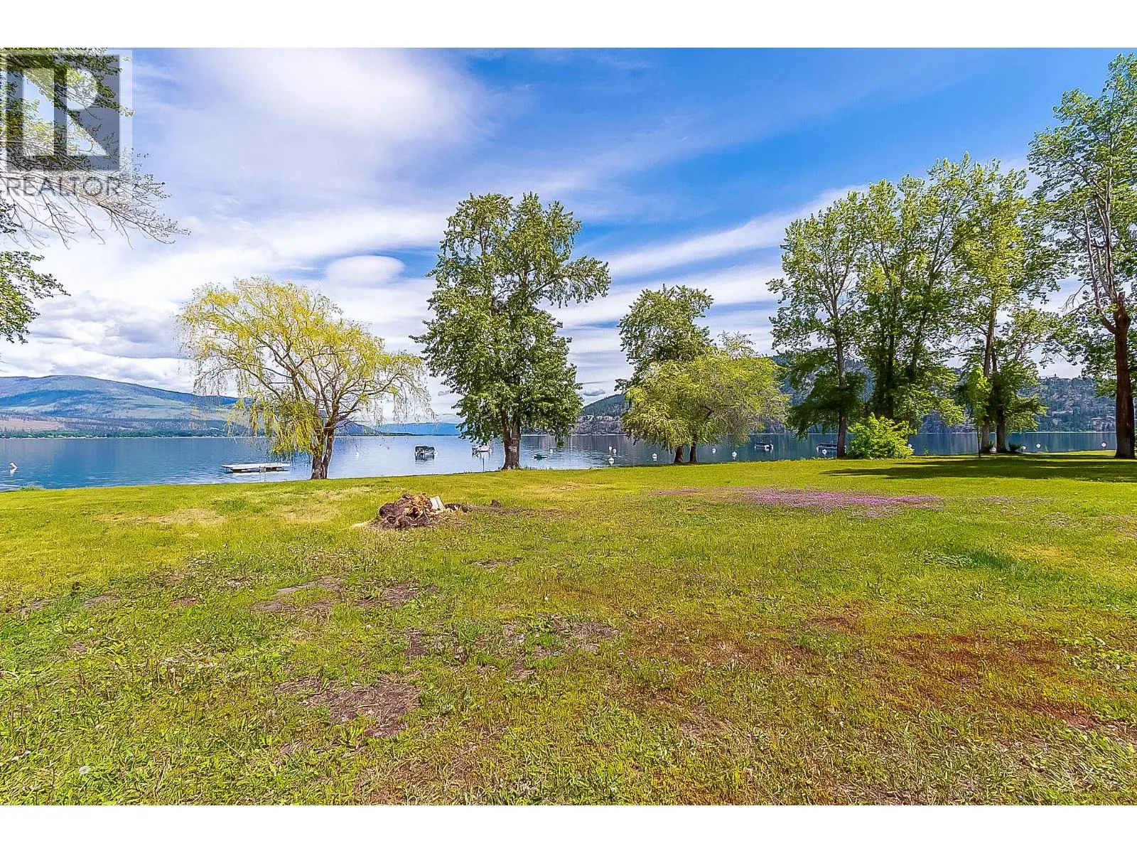 42 Lakeshore Drive