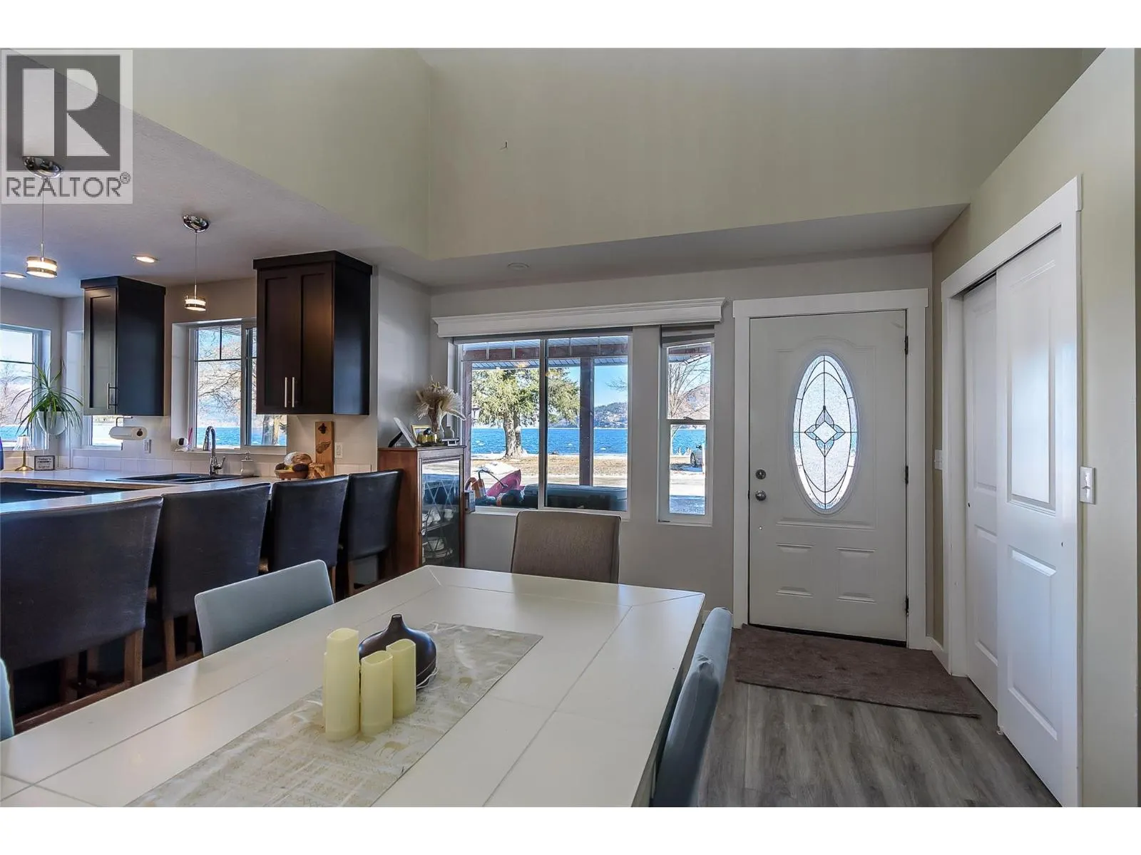 42 Lakeshore Drive