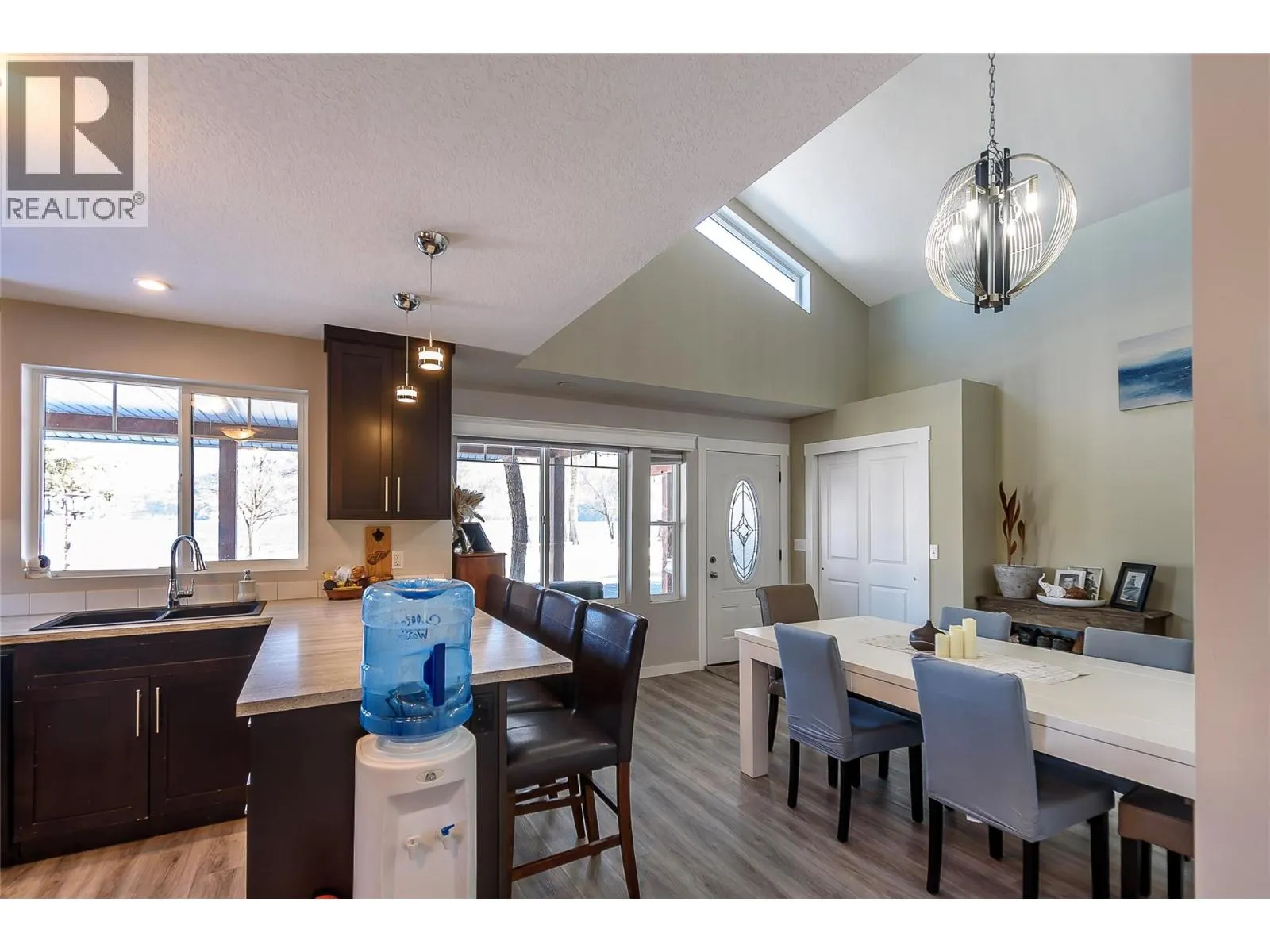 42 Lakeshore Drive