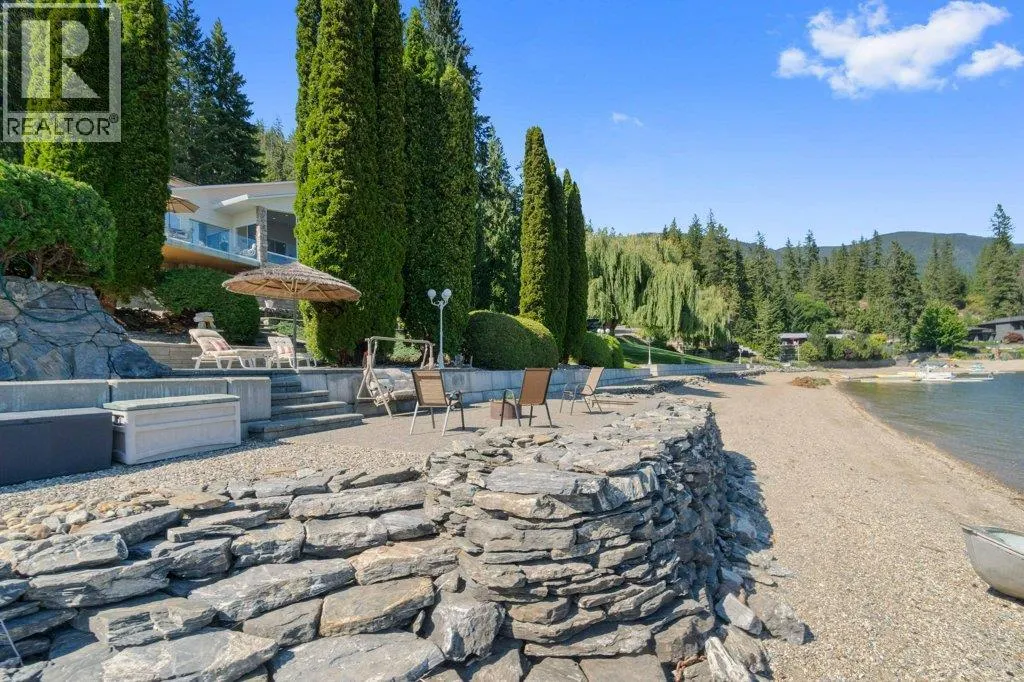 4842 SUNNYBRAE CANOE POINT Road